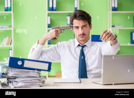 Работал отчаянно