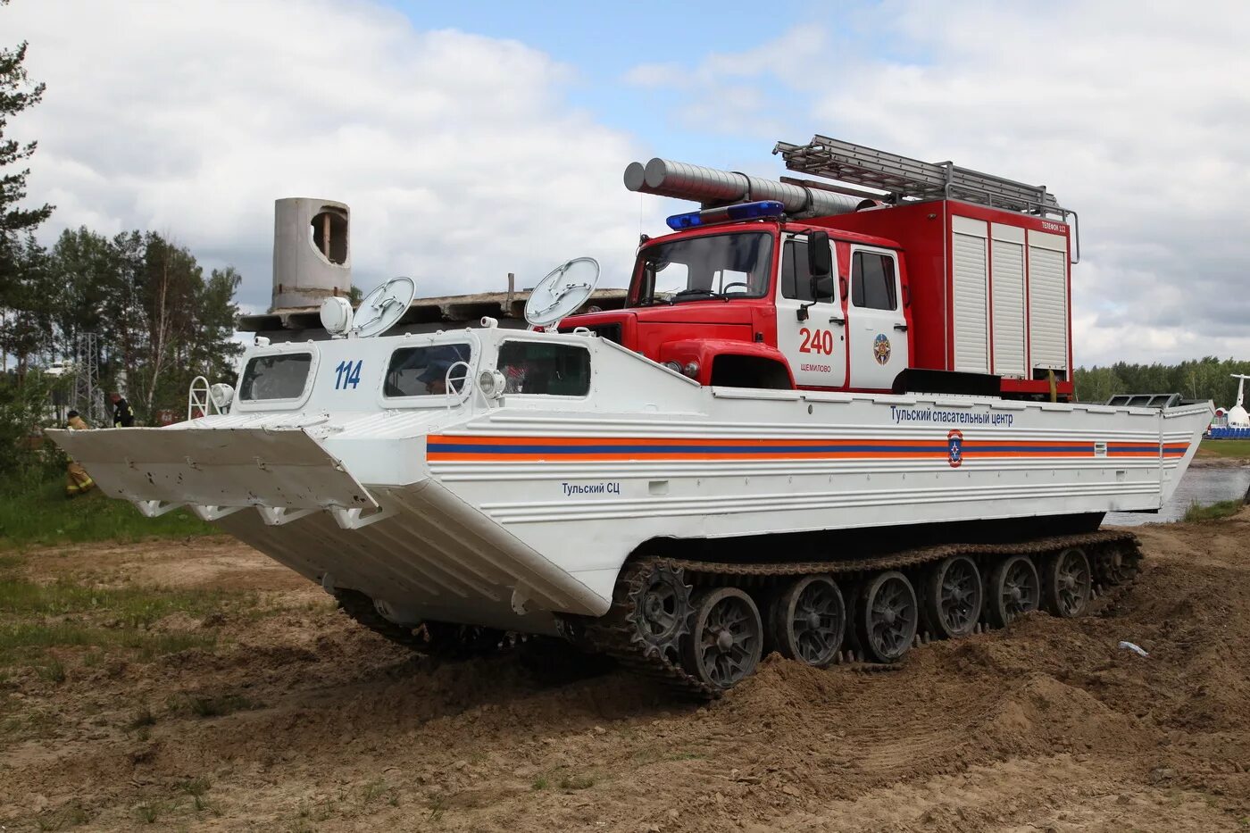 Аварийно спасательный комплекс. ПТС-2 плавающий Транспортер МЧС. ТТМ-5908птс-ПС. ПТС-1 плавающий Транспортер. Гусеничный вездеход амфибия МЧС.