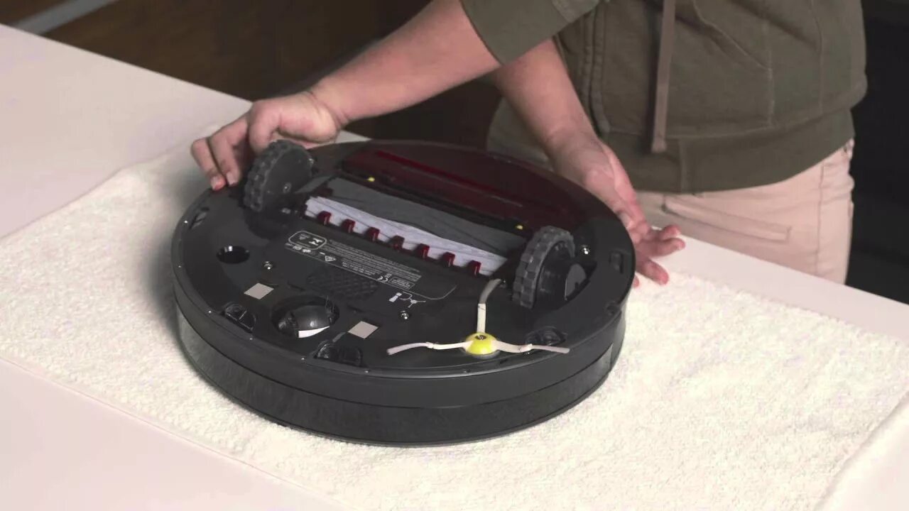 Робот пылесос ошибка аккумулятора. Робот-пылесос irobot roomba 980 датчики. датчик холла для робота пылесоса. торт робот пылесос. i хобот робот пылесос фиксики.