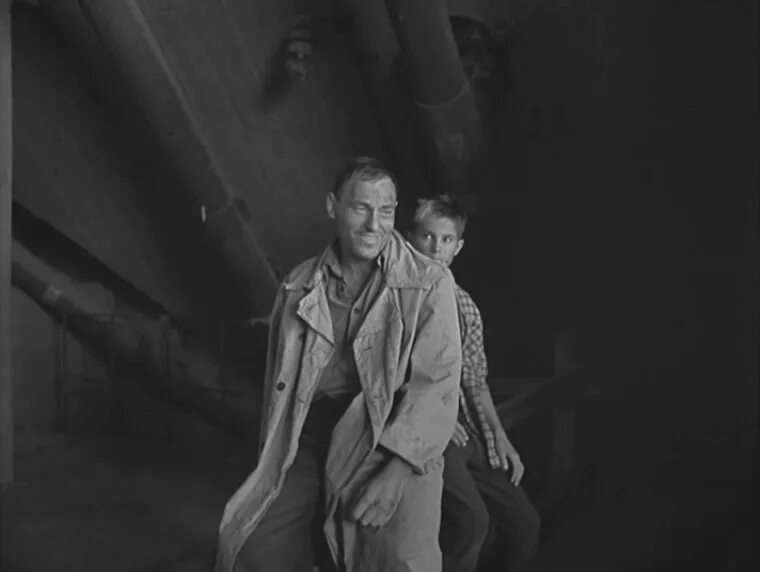 чужая белая и рябой содержание