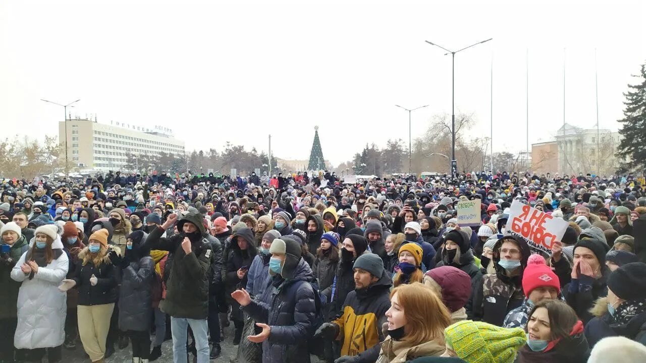 Митинг в России арт. Митинги арты. Обои митинг Россия. Города россии митинг