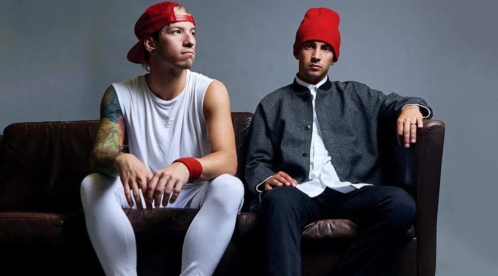 Twenty one pilots red tape. Twenty one pilots. twenty one pilots 2015. twenty one pilots 2025.