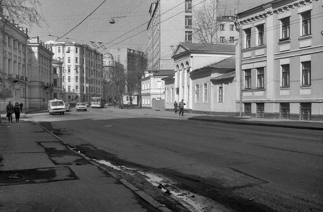 Полянка большая якиманка. Улица большая Полянка 1960. Улица большая Полянка 1960 год. Ул Полянка Москва. Москва ул большая Полянка в 50-е годы.