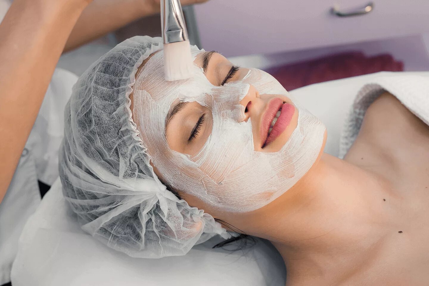 Mask spa. Косметологические процедуры. Маска для косметических процедур. Маска для лица у косметолога. Уходовые процедуры для лица.