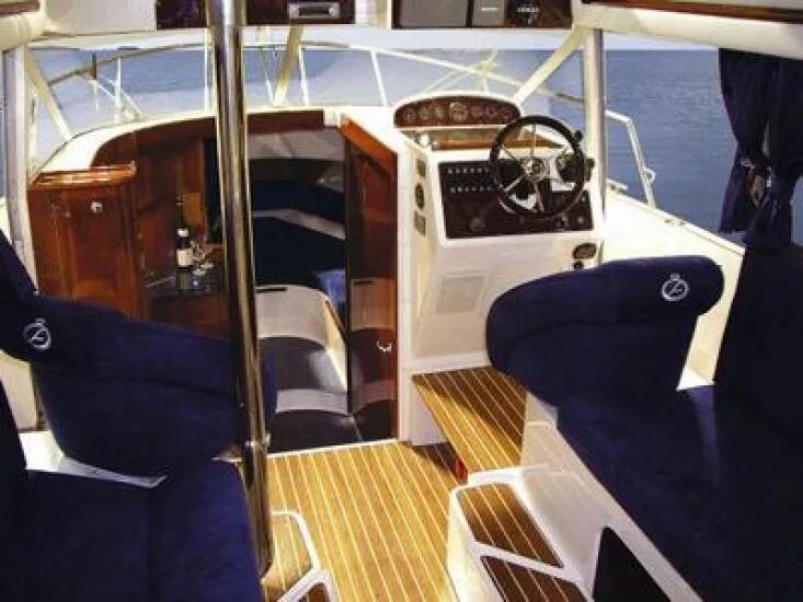 Где находится аквадор. Aquador 25. Катер aquador 28. Катер aquador 28c. Катер аквадор 35 c.