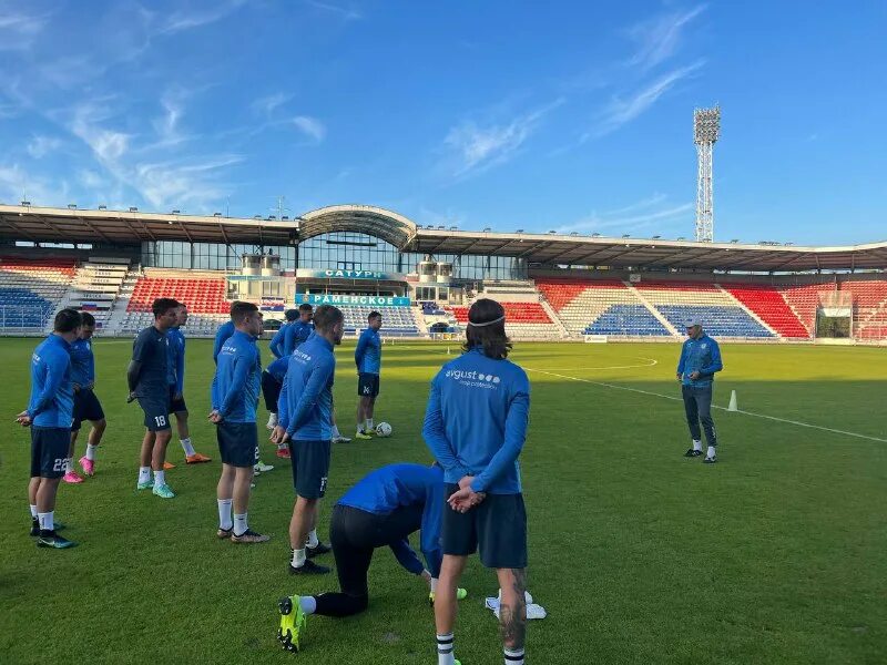 Фк химик-август вурнары стадион. Фк химик вурнары. Фк химик-август вурнары. Стадион волна боровичи. Футбол 22 рубцовск.