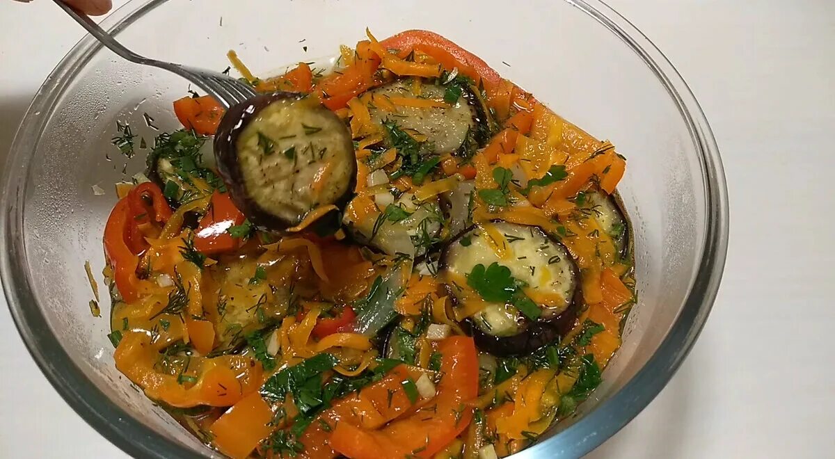 болгарские перцы баклажаны цукини. овощи с баклажанов тушить в кастрюле. кабачки с перцем. гарнир к кабачкам. кабачки с болгарским перцем.