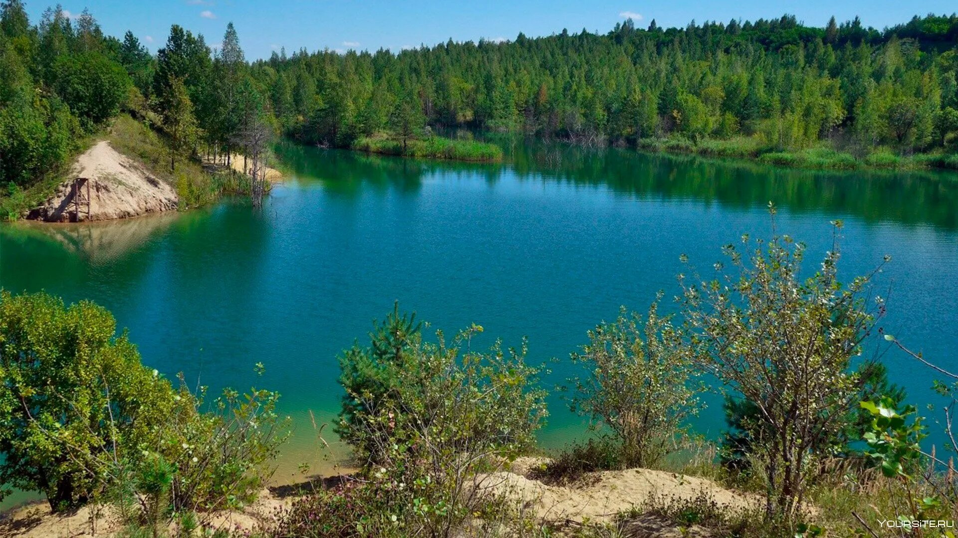 Озеро Апрелька Гурьевский район. Озеро Апрелька Кузбасс. Апрелька озеро в Кемеровской области. Голубое озеро Апрелька Кемеровская. Озеры где отдохнуть