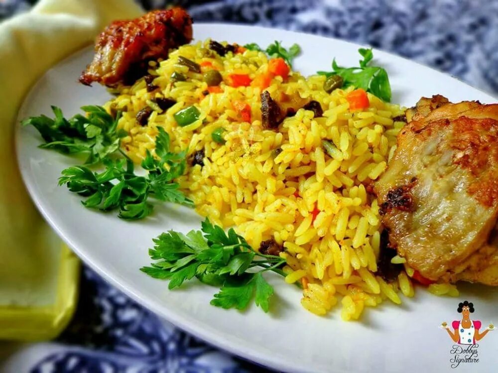 Рис шри ланка. Nigerian Fried Rice. Рис по нигерийски. Жареный рис с яйцом. Jollof and Fried Rice.