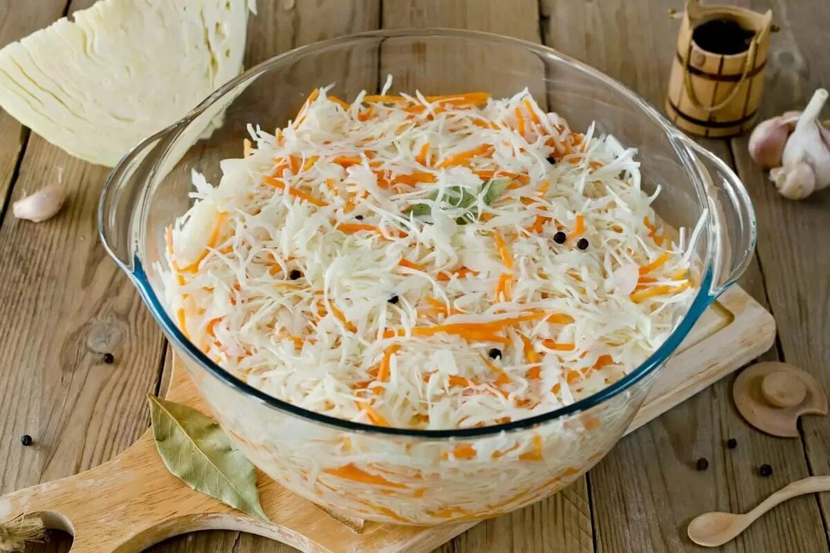 Sauerkraut – квашеная капуста.. . Шома капуста (квашеная капуста). Капуста квашеная с морковью. Квашеная и соленая капуста. Квашеная капуста готова