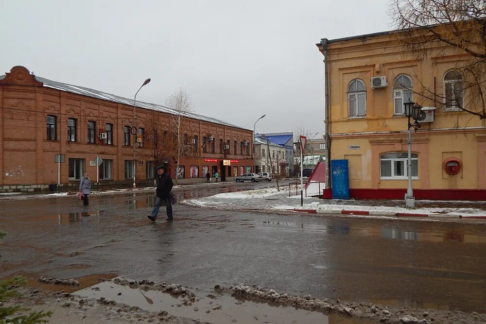 Бузулук ул ленина. Площадь Ленина Бузулук. Центральная площадь Бузулук. Город Бузулук Центральная площадь. Бузулук Центральная площадь Ленин.