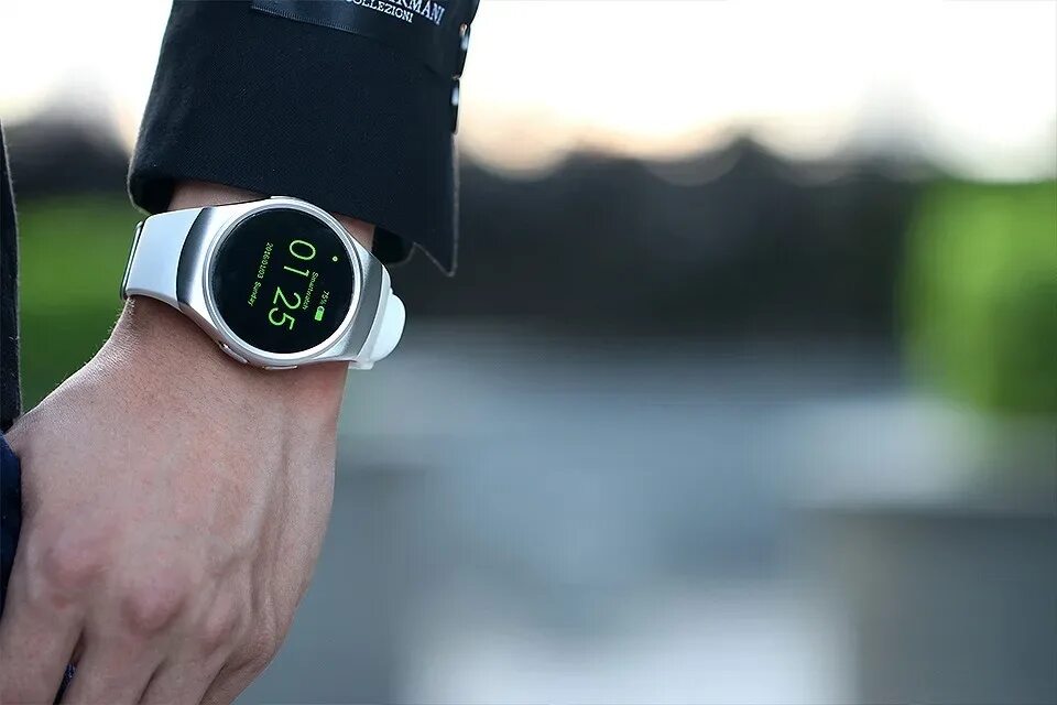 Часы kw18 Sport. Ashop78 смарт-часы. Часы &quot;Smart watch t500+Pro&quot; зеленые. Часы KINGWEAR kw18 на руке
