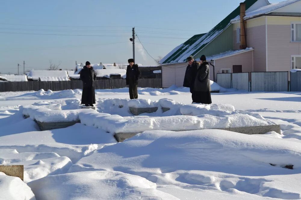 Погода в куминском хмао кондинский. Пгт Куминский Кондинский район. Посёлок Куминский ХМАО. Поселок Куминский Кондинский район Тюменская. Куминский ХМАО Церковь.