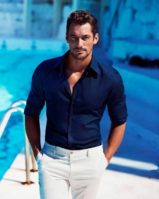 Картинки мужчине. David Gandy. David Gandy в синей рубашке. Дэвид Ганди Лайт Блю. Дэвид Ганди 2020.