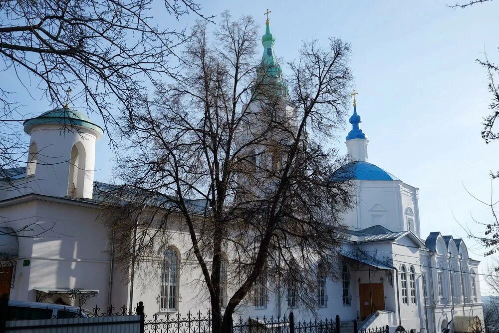 Курский Свято-Троицкий женский монастырь. Свято Троицкий женский монастырь Курск. Троицкая Церковь женского монастыря Курск. Новодворский монастырь. Свято троицком монастыре курск