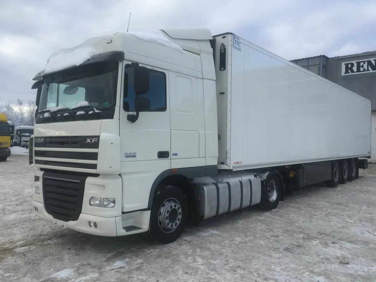 Даф 105 сцепка реф. DAF XF 105 сцепка. DAF XF 105.460. Даф 105 белый. Купить тягач с полуприцепом бу в россии