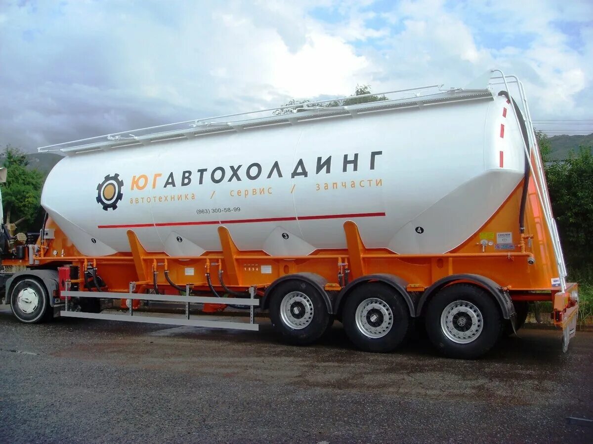 Камаз муковоз. Алексеевская мука зао самарские мельницы. Камаз нео муковоз. Полуприцеп зерновоз бецема. Камаз сеспель кормовоз.