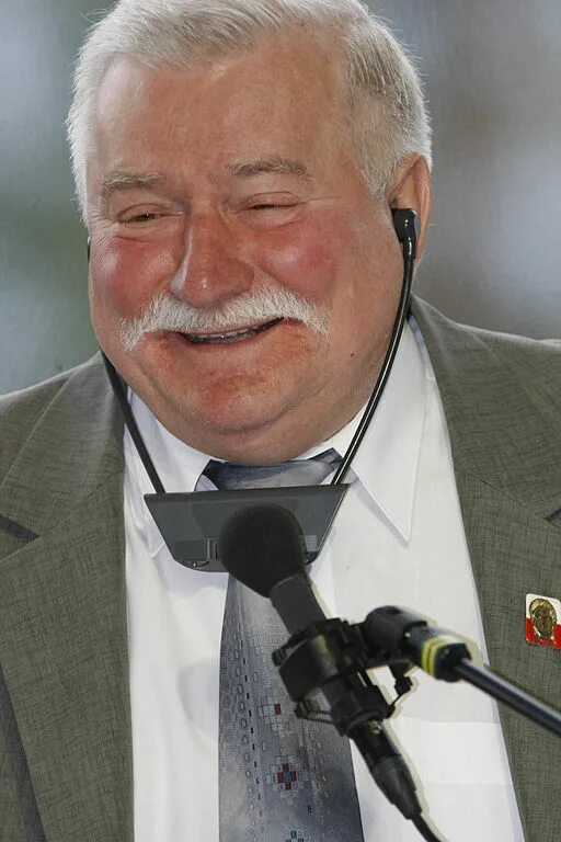 Лех валенсо. Лех валенса. лех валенса 1990. лех валенса фото.