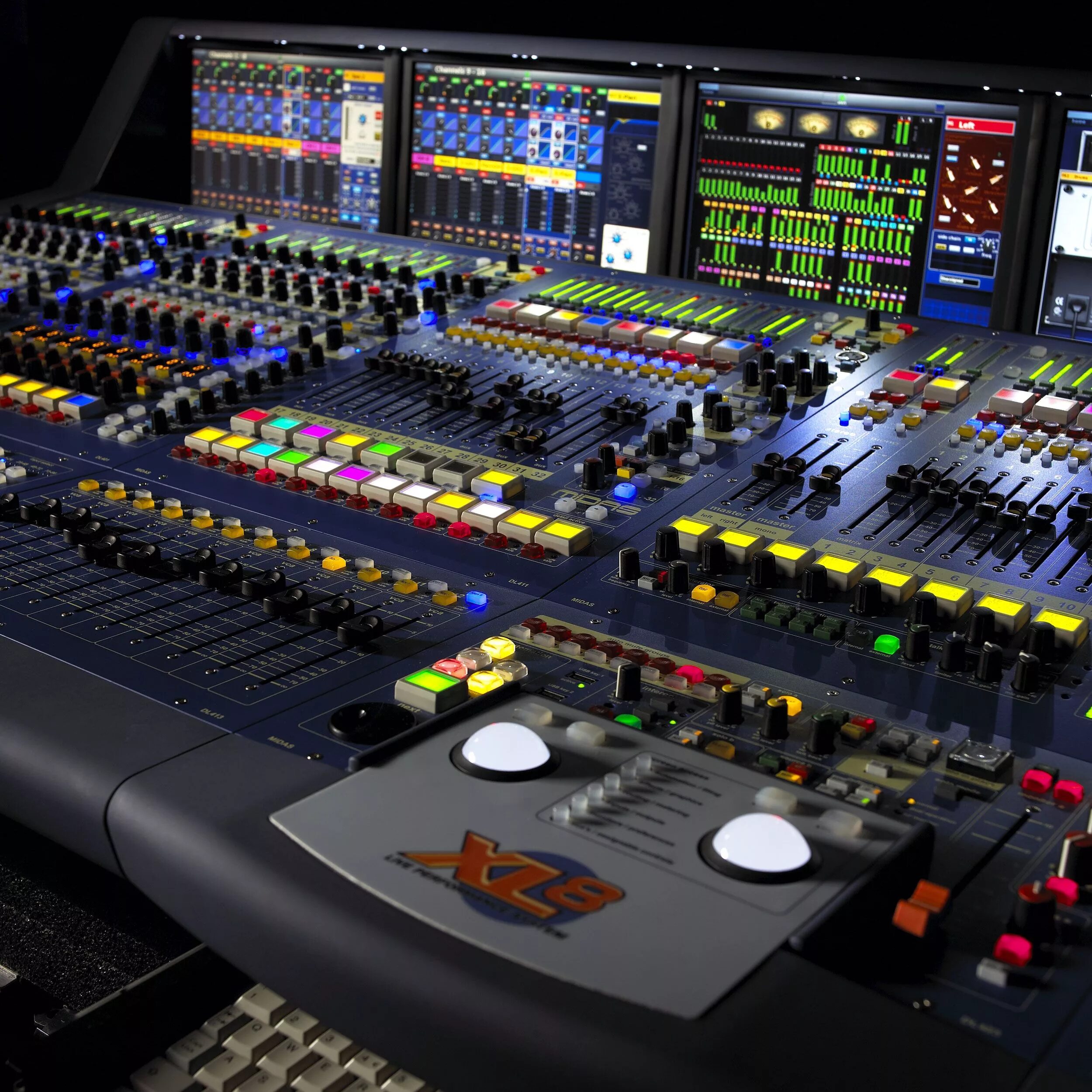 Mixing studio