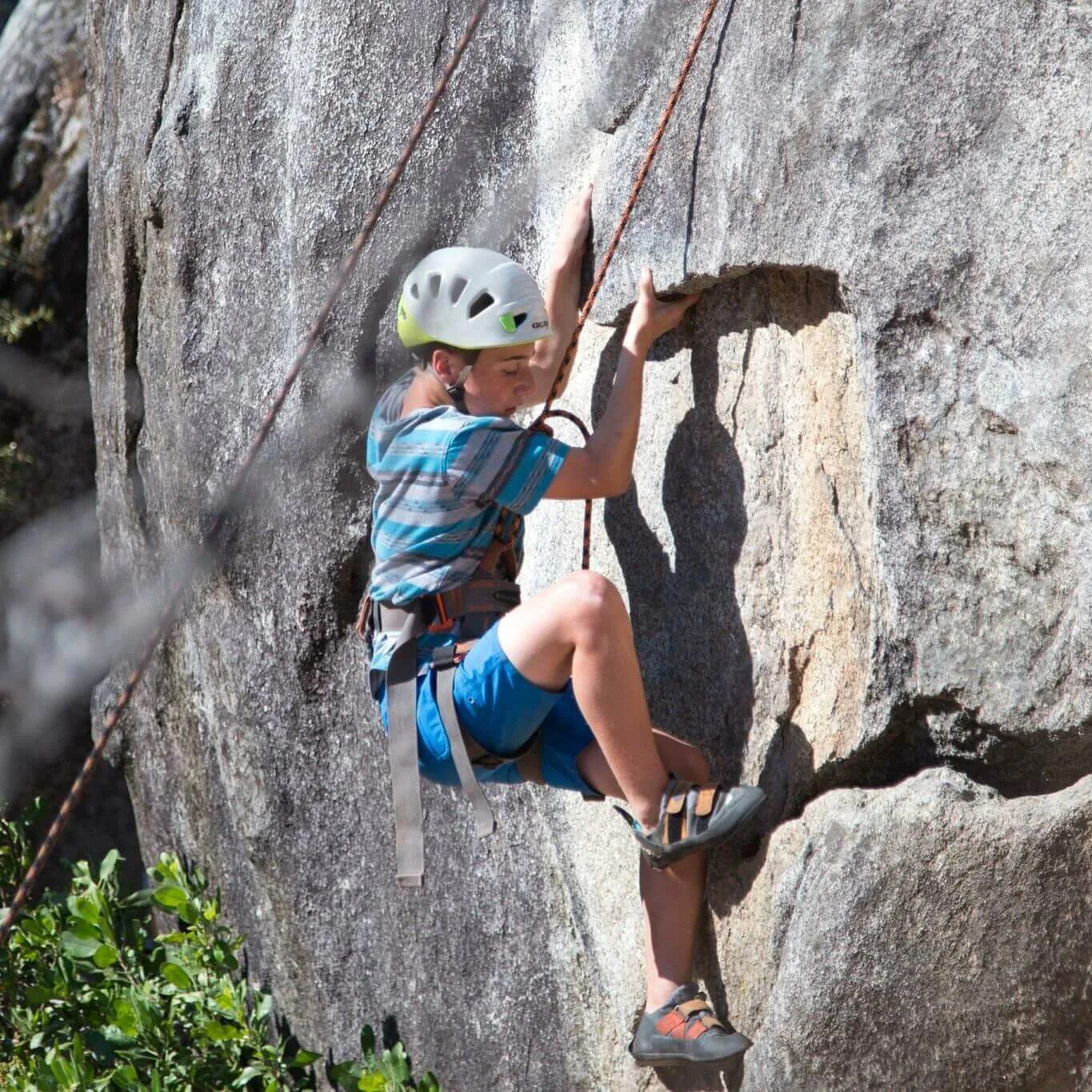 Скалолазание. Альпинизм подростки. On-Sight скалолазание. Rock Climbing. Rock climber rock climber org ru