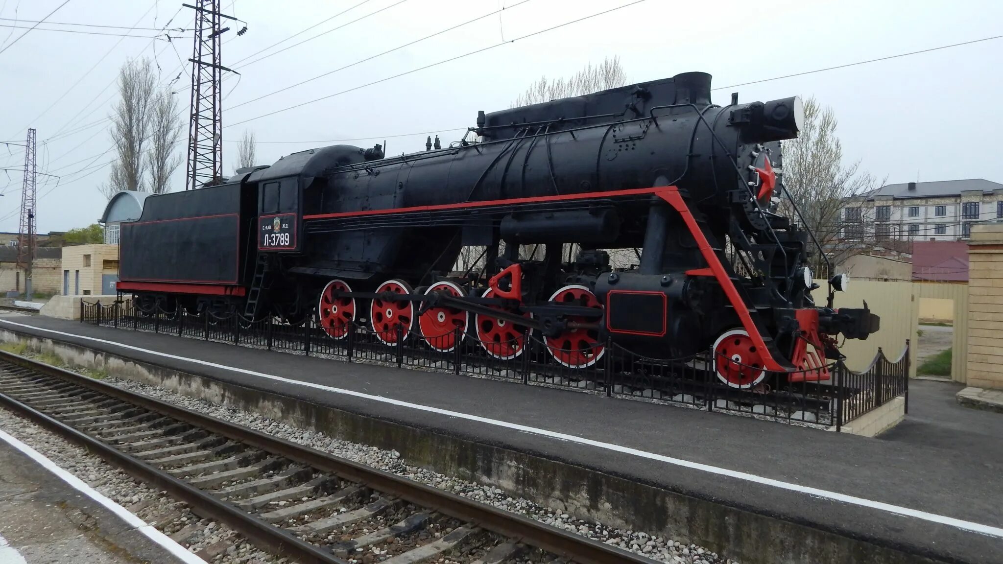 необычные поезда. москва дербент жд. москва-дербент вагон поезда. электричка дербент махачкала дербент. дербент (станция).