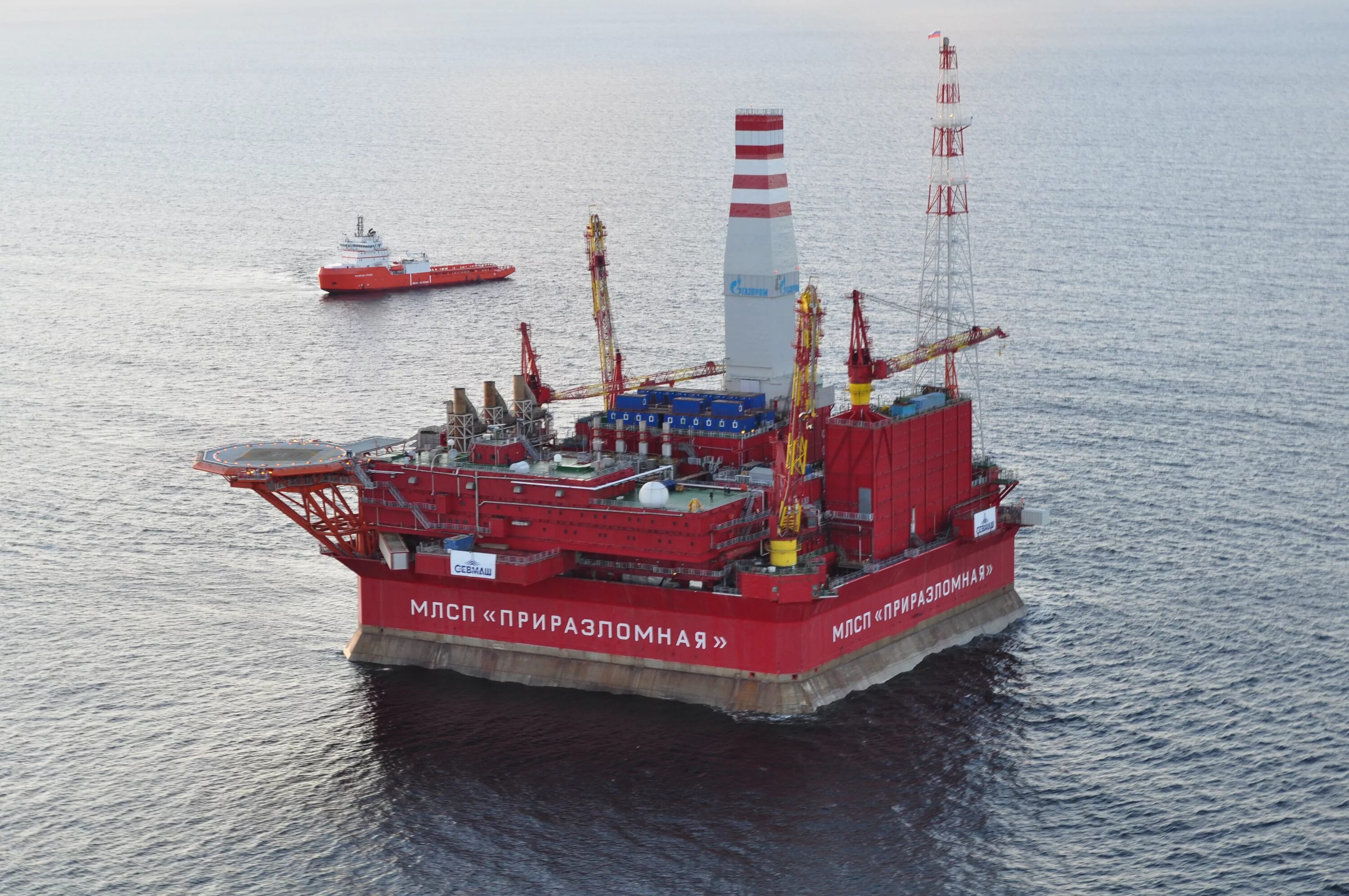 Платформа варандей приразломная. Платформа приразломная газпромнефть. Платформа млсп приразломная. Морская буровая платформа приразломная. Мурманск приразломная млсп.