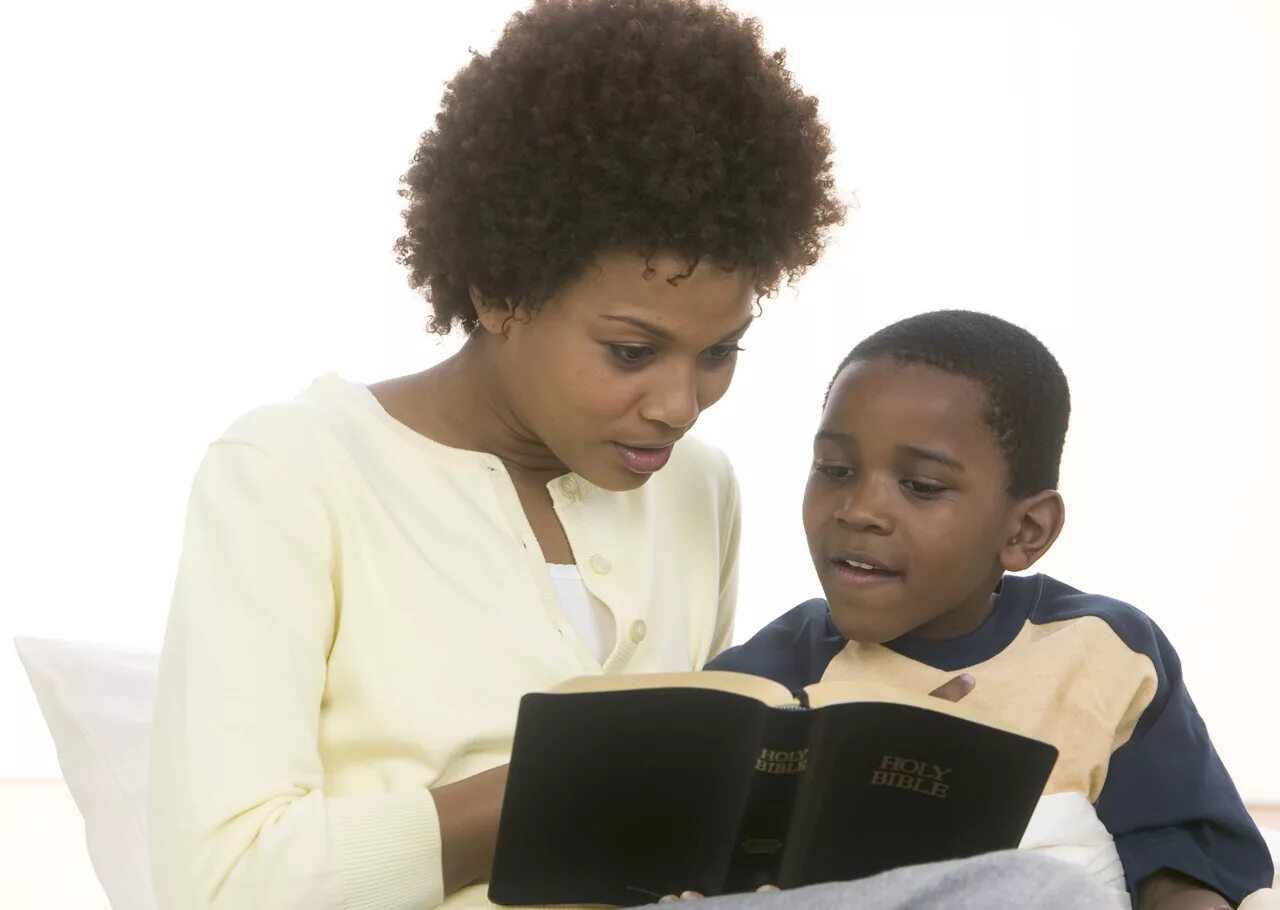 Children like to take. Reading Kid Black hair. Mother reading Bible to Kids. Reading Kid Black Western. Mother's with Bible.