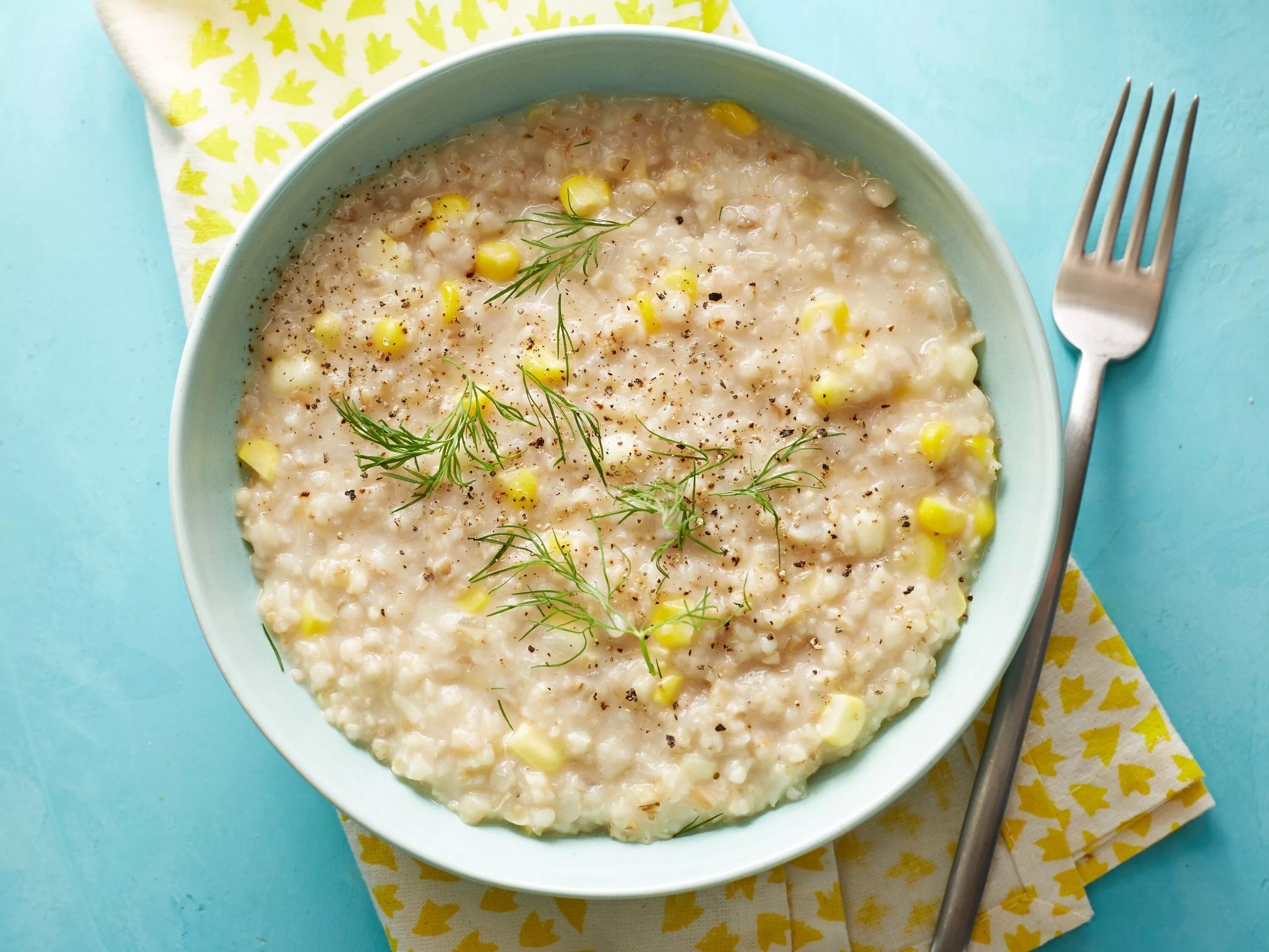 Кукурузная каша овсяная. Овсянка с гречкой каша. Несладкая овсянка. Не сладкая овсяная каша. Кукуруза каша.