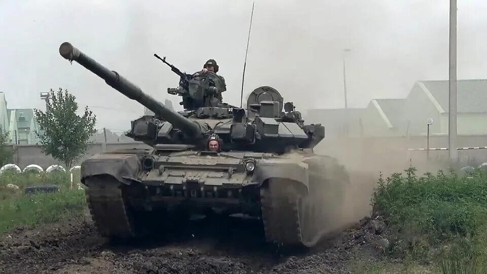 В т б 2022. Т-90 на Украине 2022. Т90 БМ. Т-90 ВСУ. Т-90 прорыв.