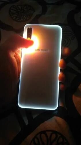 Телефон 21 50 50. Боковая подсветка Samsung а51. Боковая подсветка Samsung Galaxy а51. Задняя крышка на самсунг а 50. Подсветка задней крышки на самсунг галакси а 50.