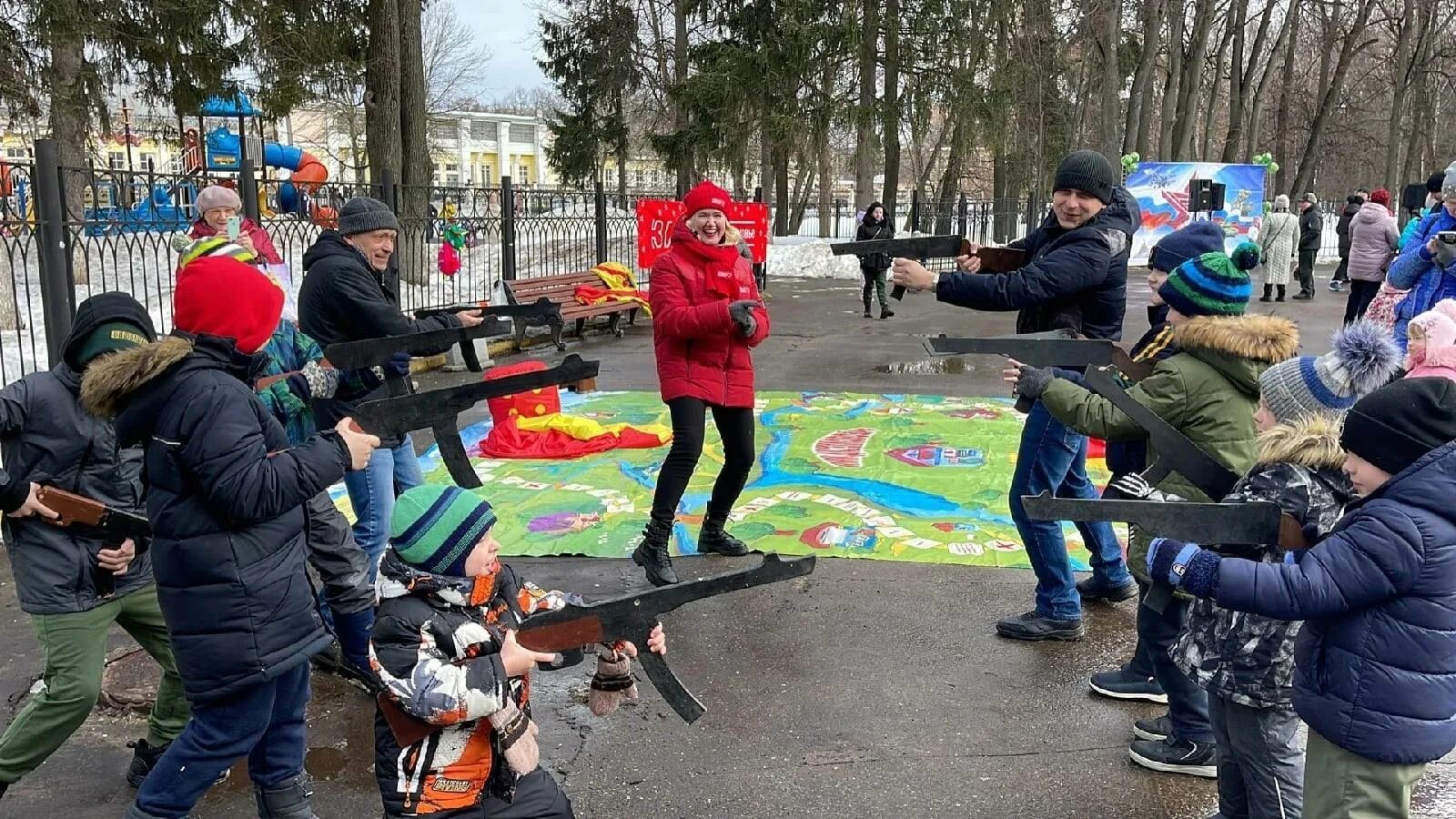 Городской праздник. Гулянья в парках 23 февраля. Защитник Отечества в сквере патриотический Магнитогорск. Проект праздника. Досуг посвященный 23 февраля