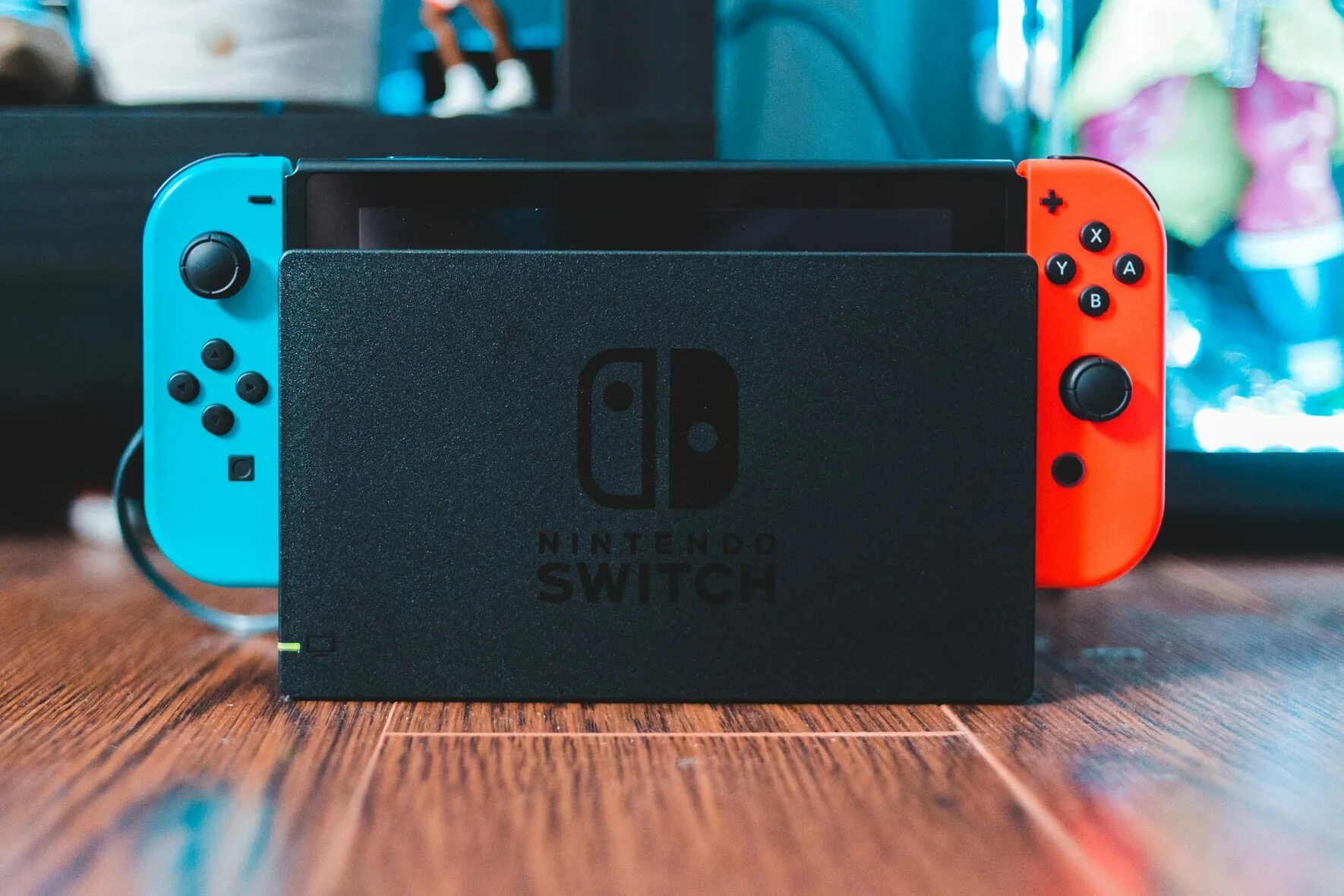 Когда вышла nintendo switch. Док станция Нинтендо свитч. Nintendo Switch Pro. Нинтендо свитч олед док станция. Air Nintendo Switch.