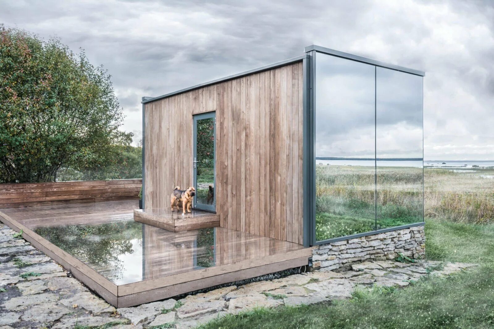 Зеркальный фасад здания. Зеркальный фасад здания. «peter pichler architecture» италия альпы. Зеркальные домики. Зеркальный дом lookout, шотландия.