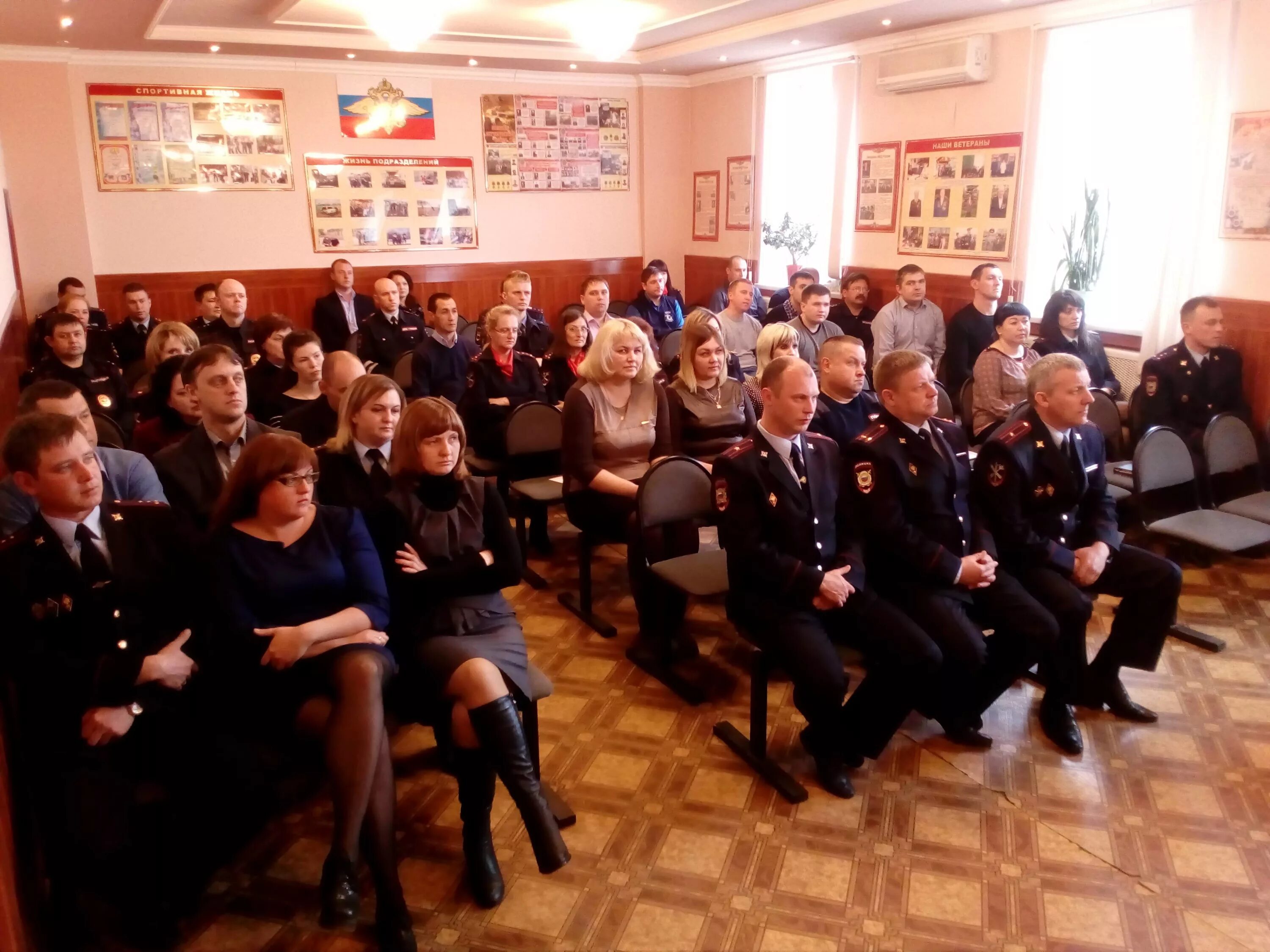 Полиция судогда. Начальник овд судогодского района. Собрание пенсионеров. Начальник полиции судогодского района владимирской области. Судогодский районный суд владимирской.