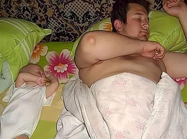 Мама Спит Голая