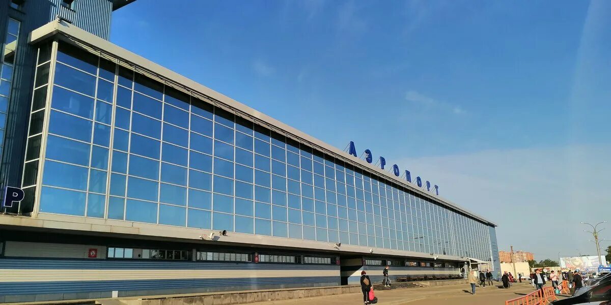 Иркутск аэропорт международные вылеты. Международный аэропорт Иркутск. Иркутск аэропорт 2000-е. Иркутск аэропорт ИКАО. Международный аэропорт Иркутск внутри.