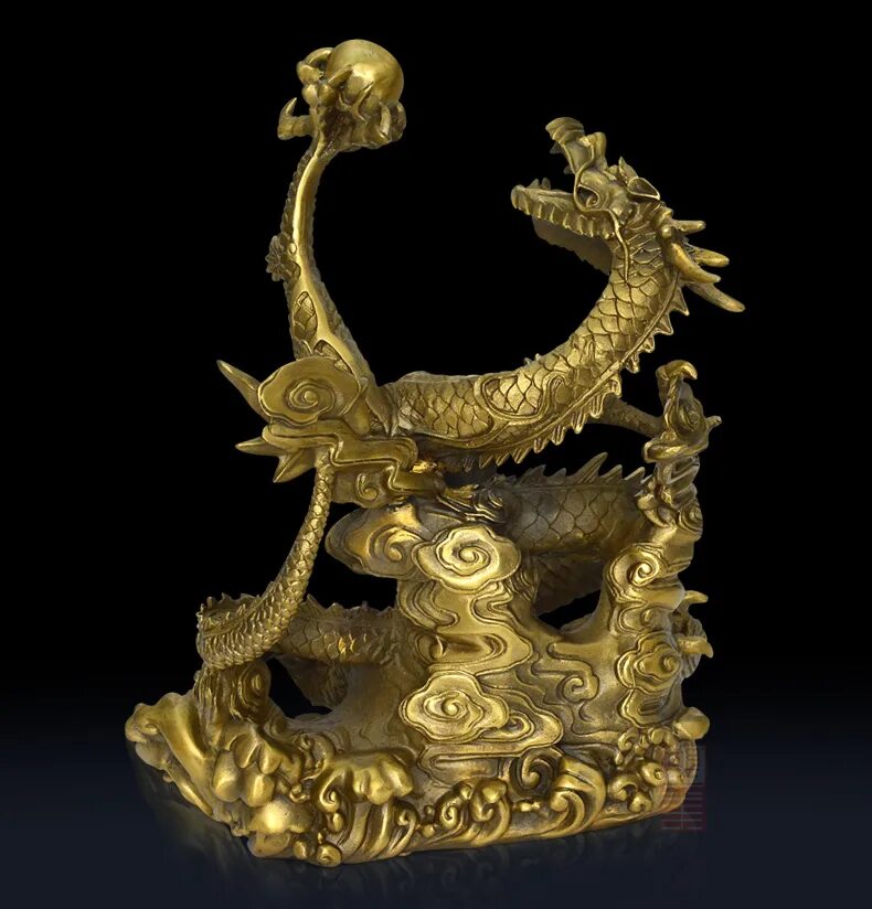 Золотой дракон купить. Золотой дракон фен шуй. Дракон декоративный. Китайский дракон украшение. Дракон фен шуй.