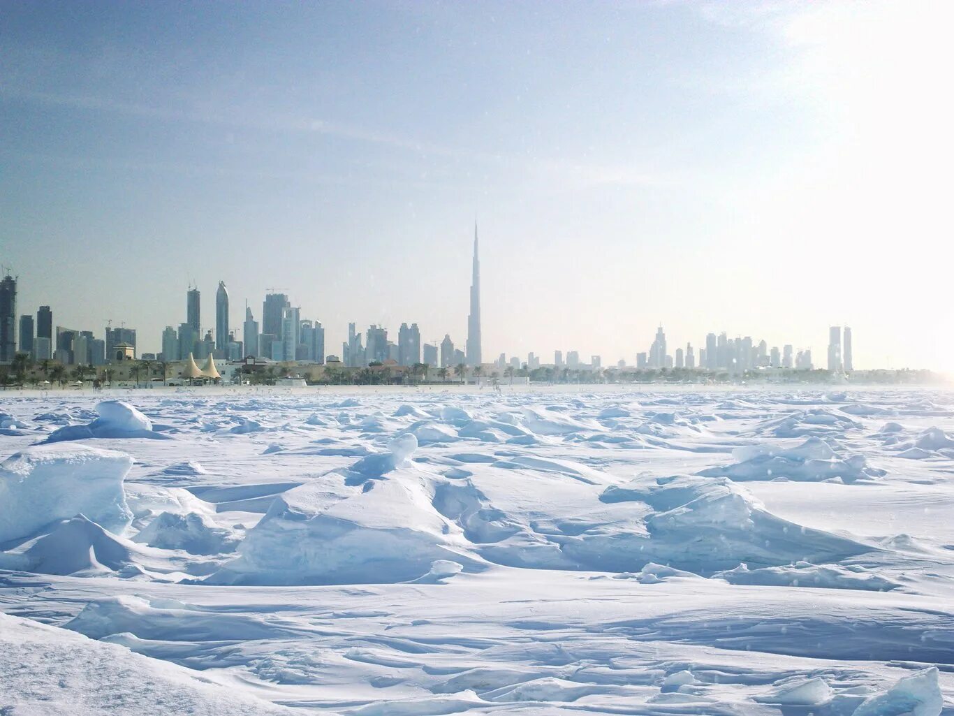 снег в дубае. дубай зимо1. снег в дубае. снег в дубае. зима в арабских эмиратах.