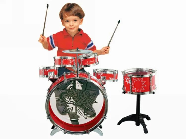 ребенок барабанщик. мальчик за барабанами. мальчик с барабаном. барабанщик молодой. ребенок барабанщик.