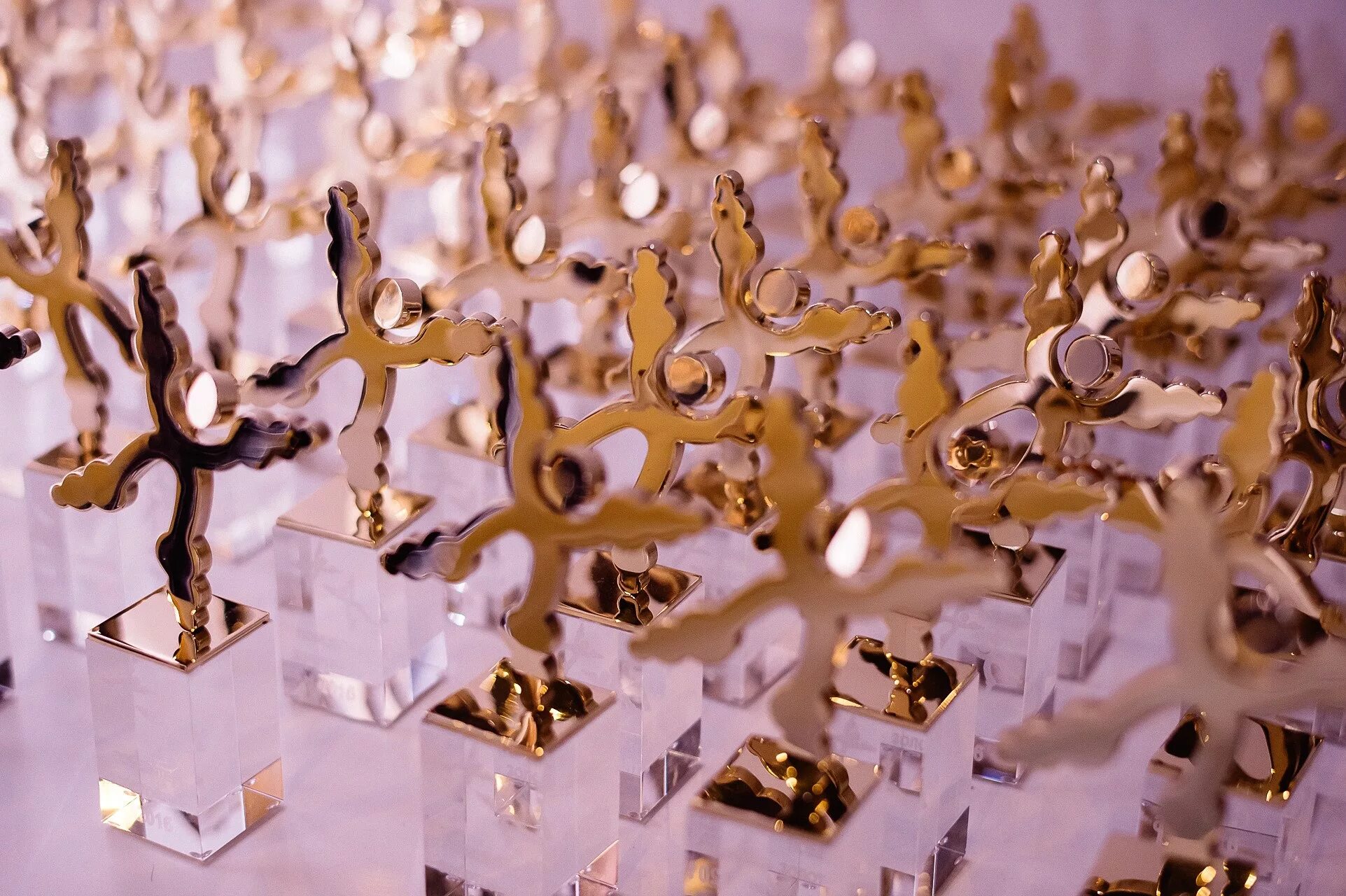 золотые конкурсы. золотое приложение 2021. золотые конкурсы. 2021 золотые. золотой.