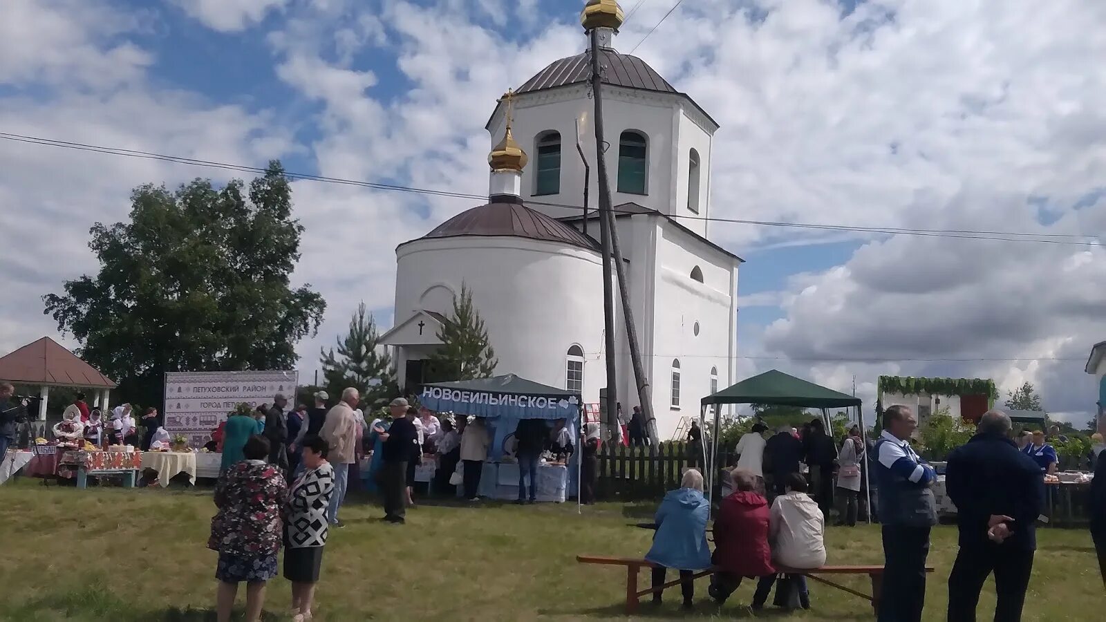 Погода село новомихайловское красногвардейского района. Большекаменное село Петуховский район. Село Каменное Курганская область. Большекаменская Церковь Петуховский район. Церковь Большекаменное Курганской области.