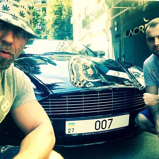 кружим 2. кружим в район. Bmw кружим по району. кружка кружим по району. кружим 2.