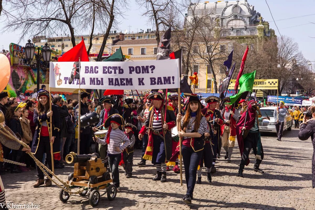 одесса 1 час. одесса скульптуры. одесса 1 час. 06. одесса улица педагогическая.