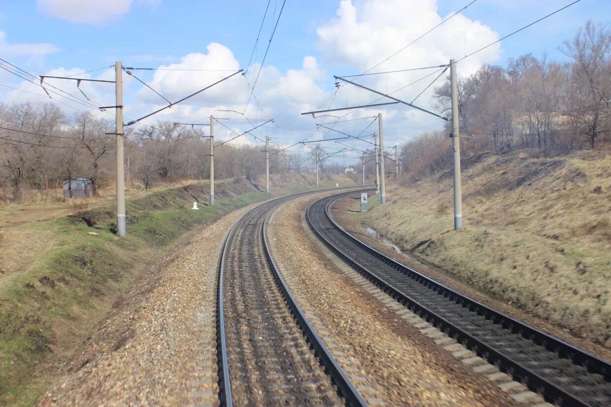 Железная дорога в населенном пункте