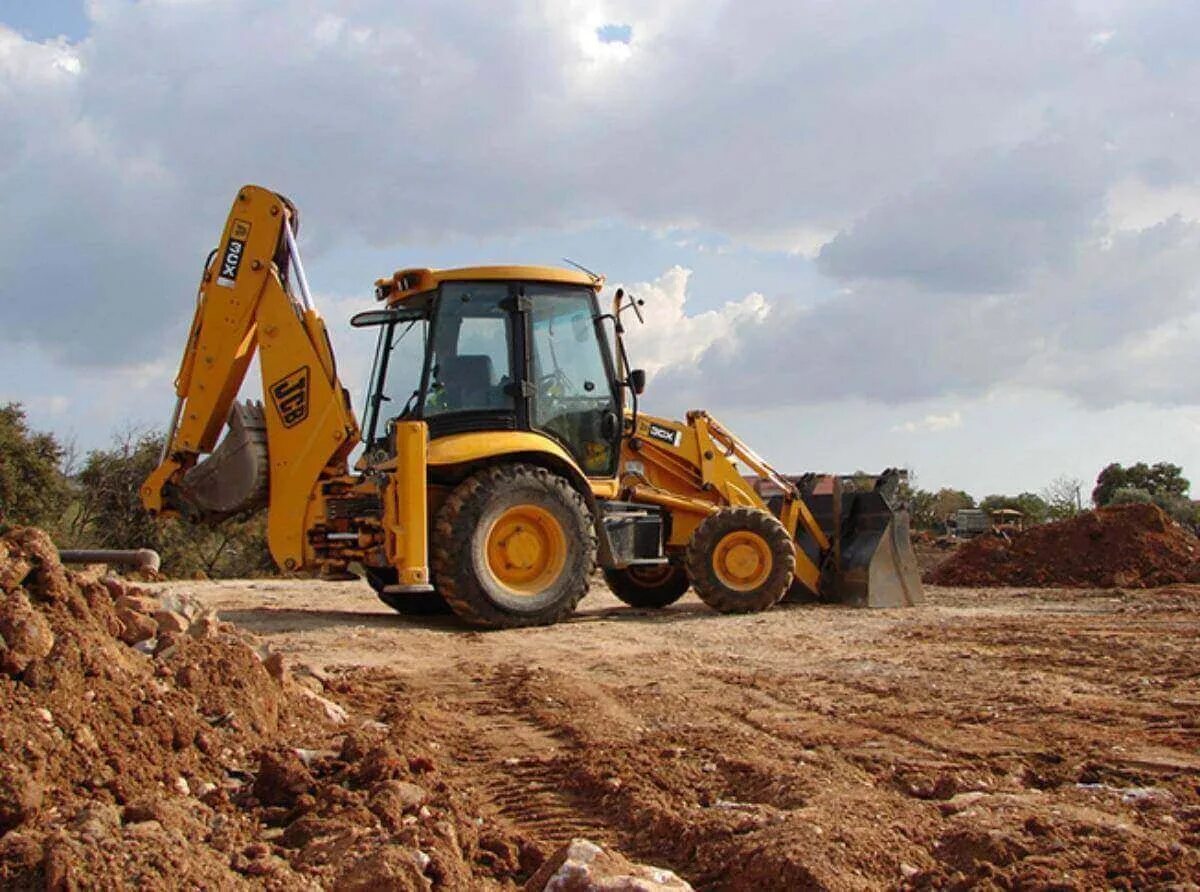 Экскаватор погрузчик 3сх. Экскаватор-погрузчик JCB 3сх. Трактор JCB 3cx. Трактор JCB 3 СХ. Экскаватор-погрузчик JCB 4cx траншея.