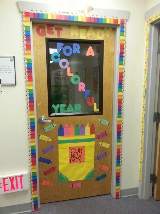 Classrooms doors. Classroom door. english classroom door. australia classroom door. doors decoration in english classroom.
