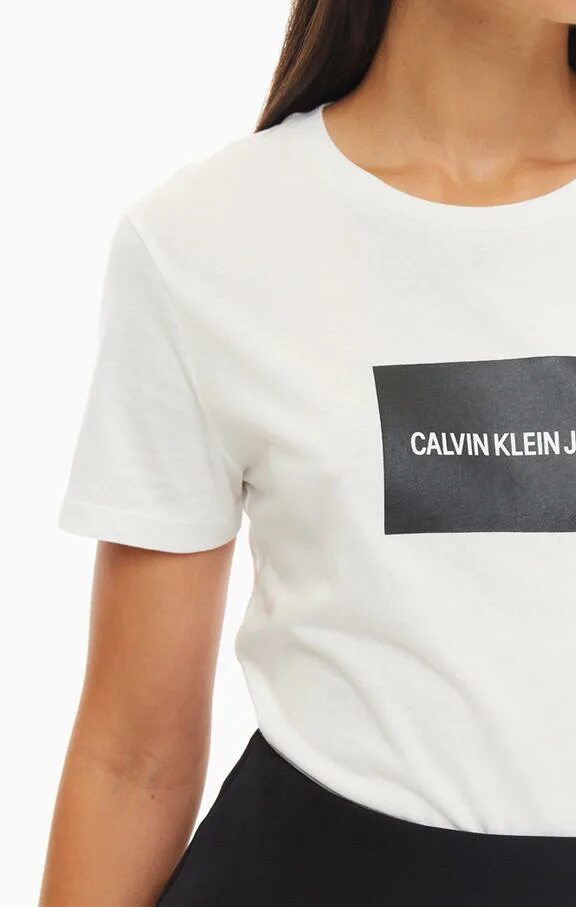 Футболка calvin klein женская серая. Calvin klein америка. Футболка кельвин кляйн женская белая. Calvin klein америка. Зипка кельвин кляйн.