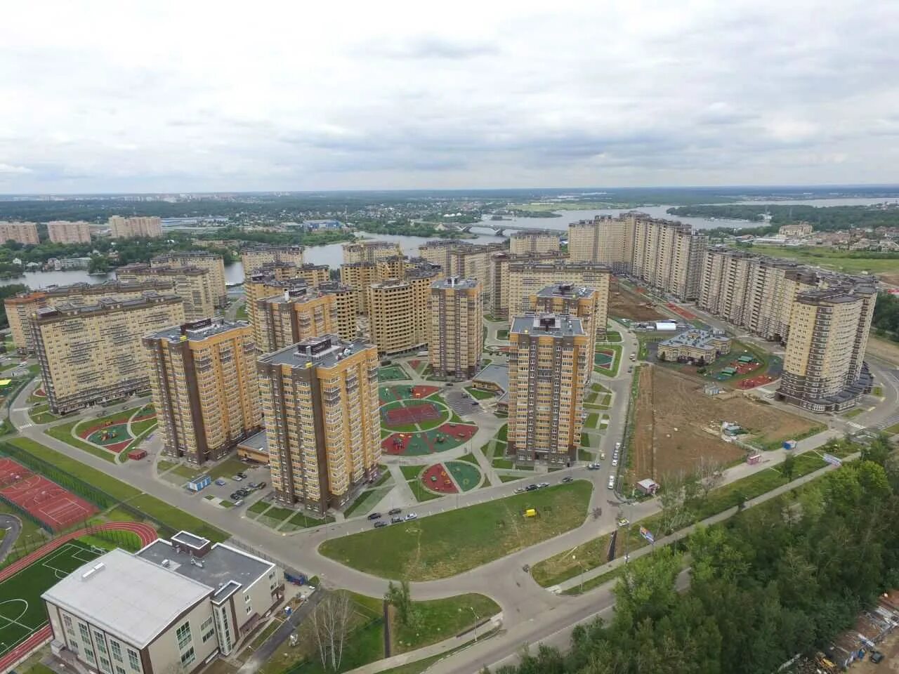 Жк московские водники планировка квартир. Микрорайон водники долгопрудный. Жк московские водники. Микрорайон водники долгопрудный. Московские водники 56к3 долгопрудный.