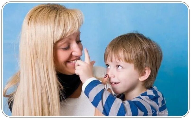 Помогла сыну ртом. Послушная мама. Блондинка с сыном показывают язык. Фото обычной женщины с сыном в профиль.
