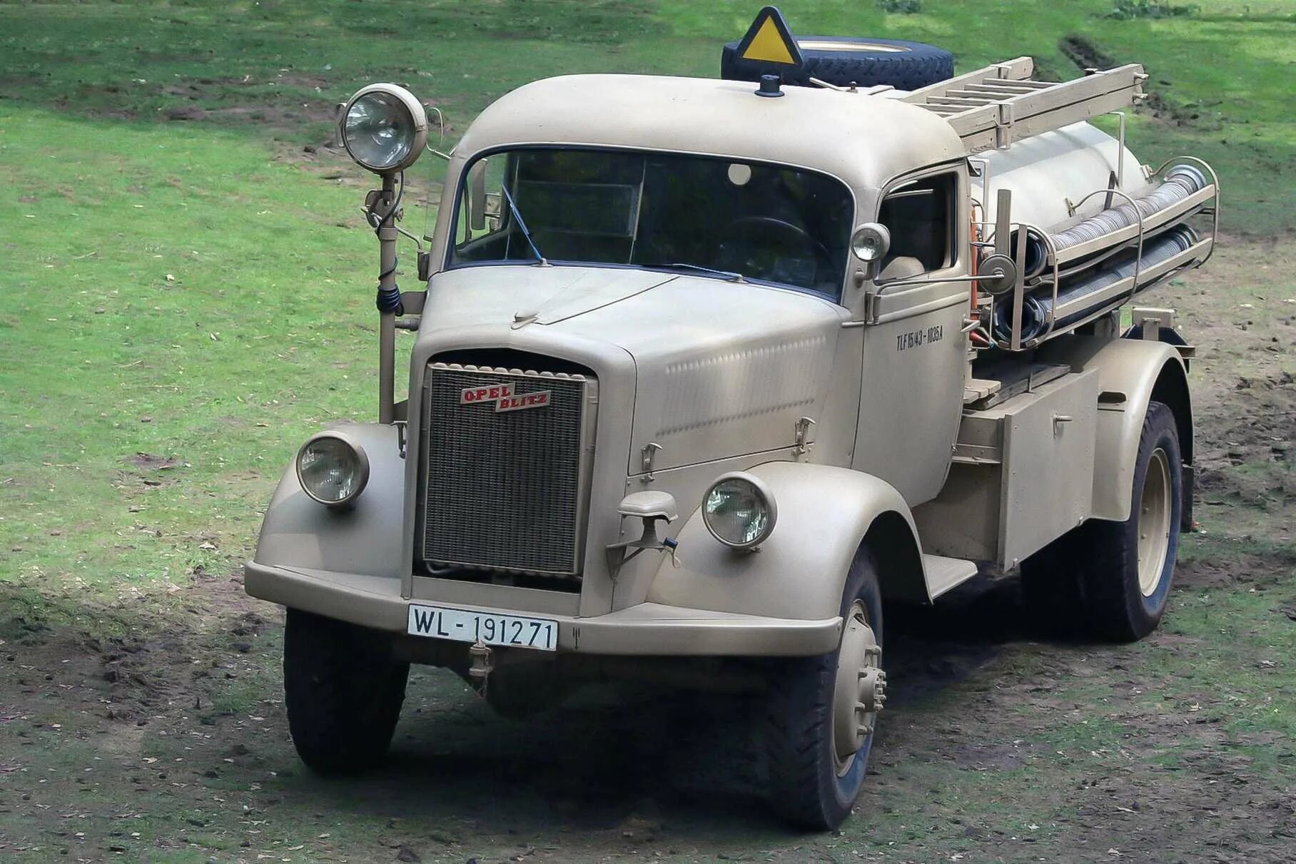 Грузовик второй мировой. Opel Blitz 3.6-6700а. Opel Blitz 1943. Opel Blitz 1942. Opel Blitz 1975.